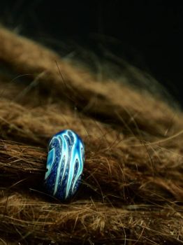 dreadperlen blue flames, fimo dreadperlen, dreadshop, shop fuer dreadlocks, dreadlockschmuck aus fimo, dreadschmuck und mehr, dreadstyle, dread beads polymer clay, dk, fimo dreadperlen, dreadschmuck aus fimo, polymer clay dread beads, dreadlocks jewelr